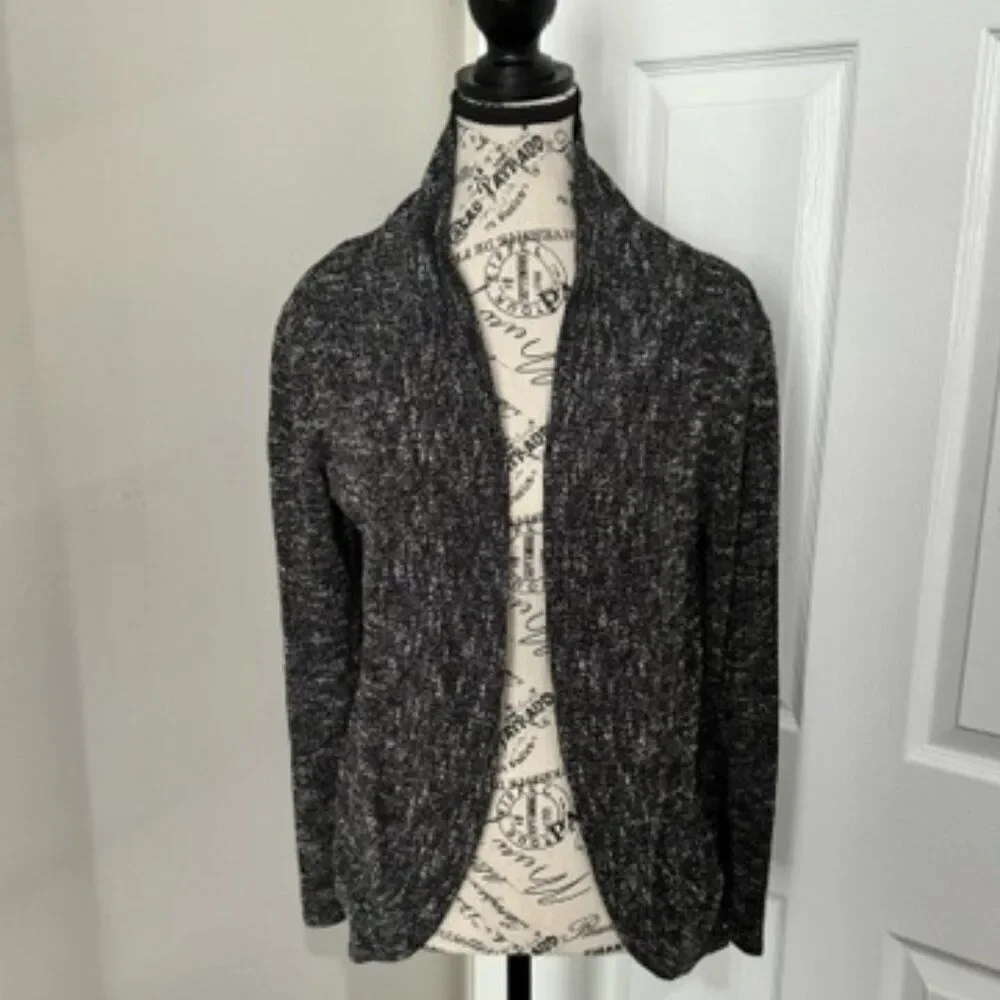 USED Woman's Aeropostale Long Sleeve Cardigan Color Charcoal Size S/P